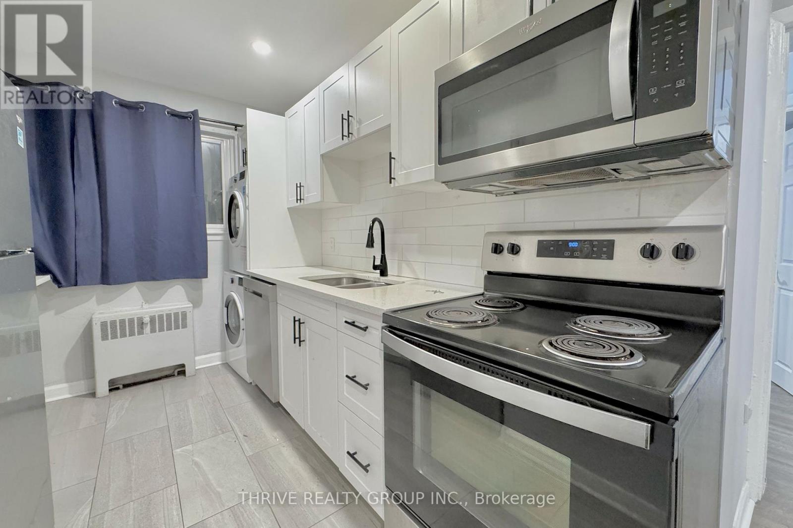 4 - 57 Wellington Road, London South, Ontario  N6C 4M7 - Photo 2 - X12382053