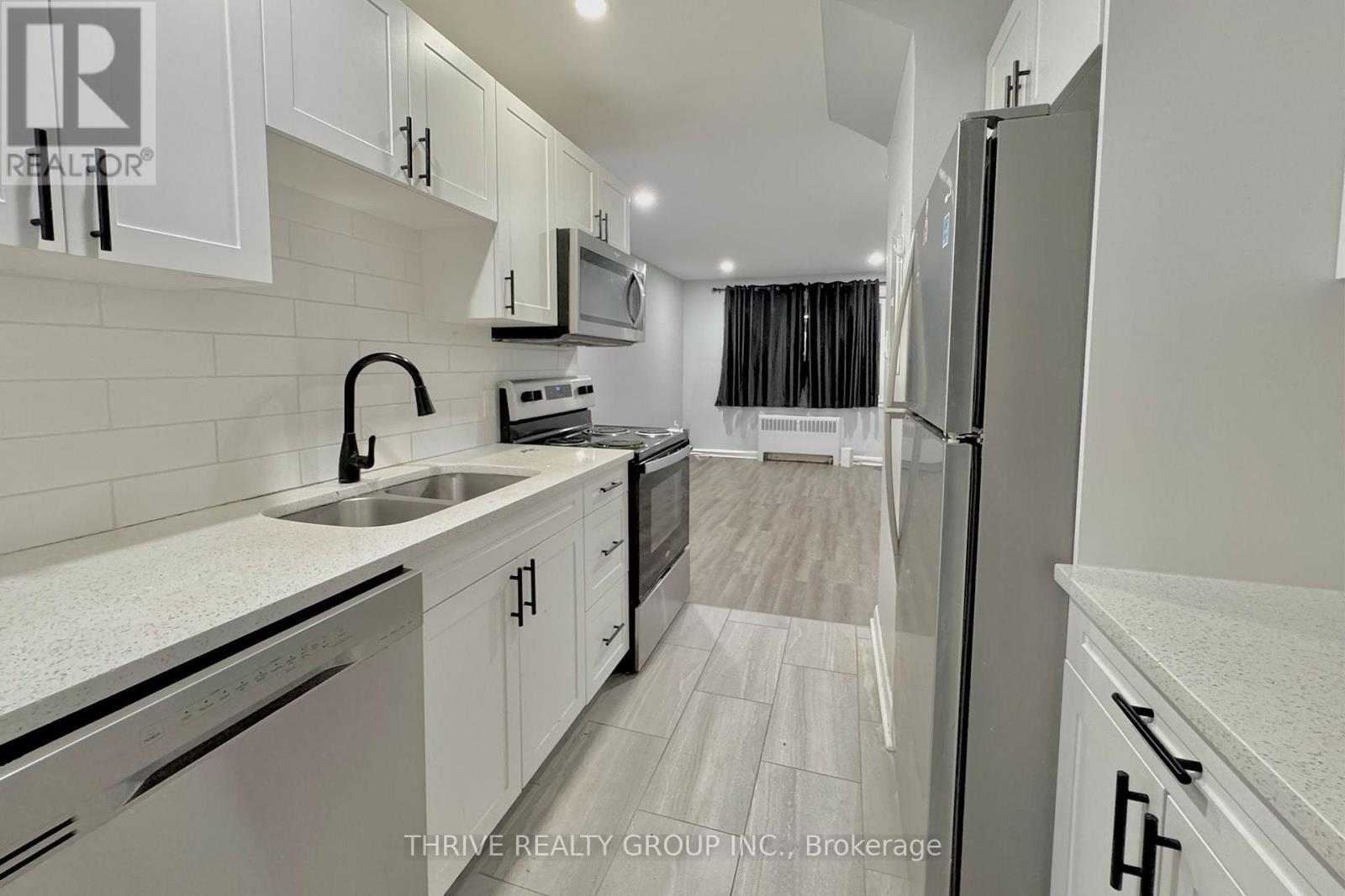 4 - 57 Wellington Road, London South, Ontario  N6C 4M7 - Photo 5 - X12382053