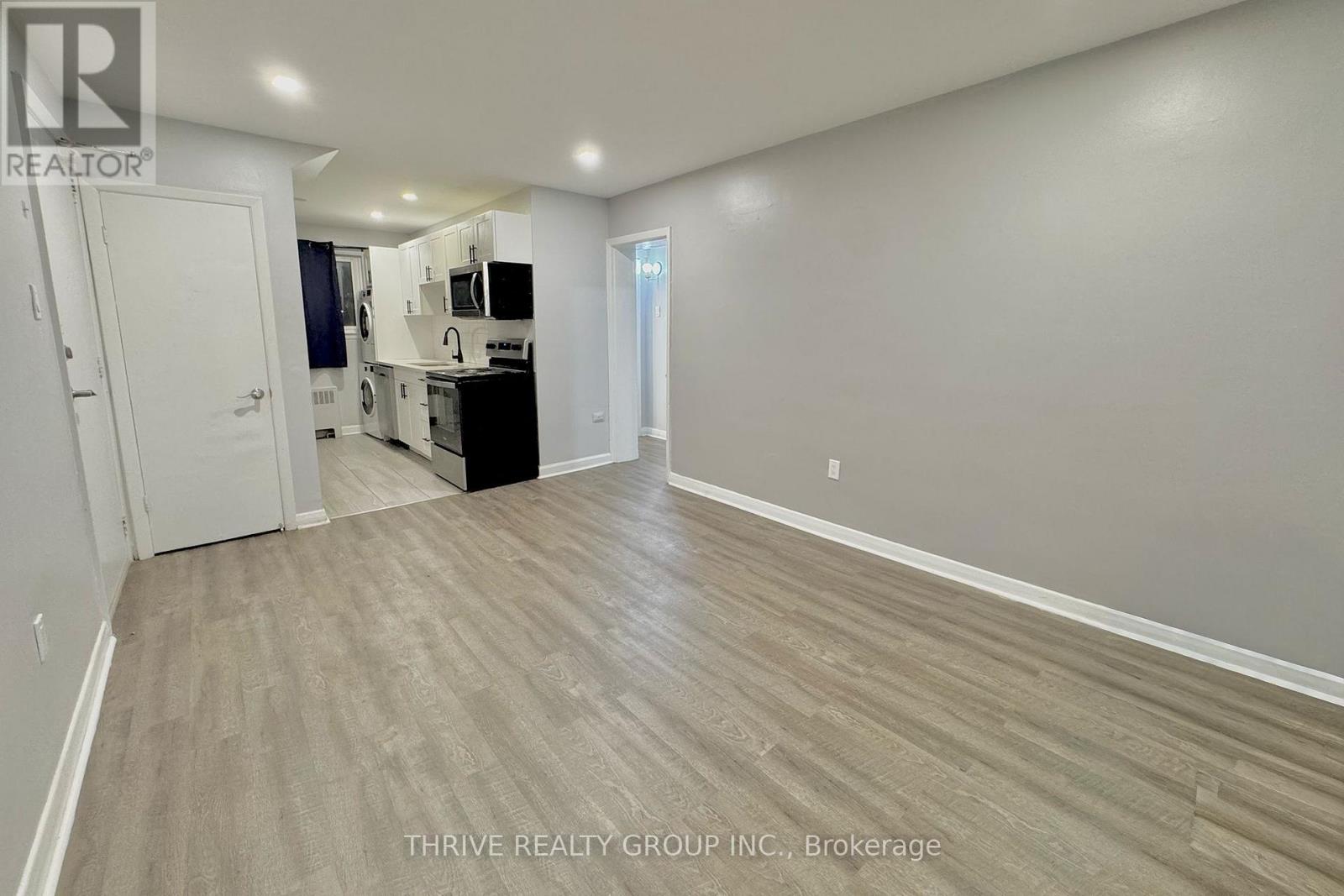 4 - 57 Wellington Road, London South, Ontario  N6C 4M7 - Photo 6 - X12382053
