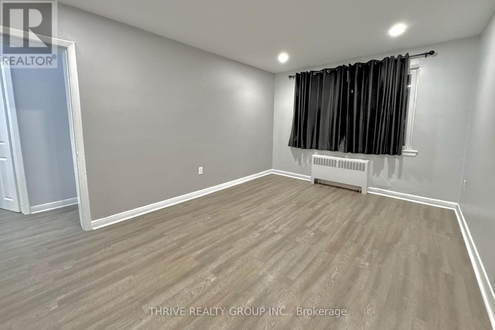 4 - 57 Wellington Road, London South, Ontario  N6C 4M7 - Photo 7 - X12382053