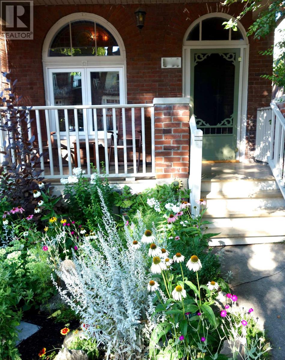 548 Roxton Road, Toronto, Ontario  M6G 3R4 - Photo 2 - C12379408