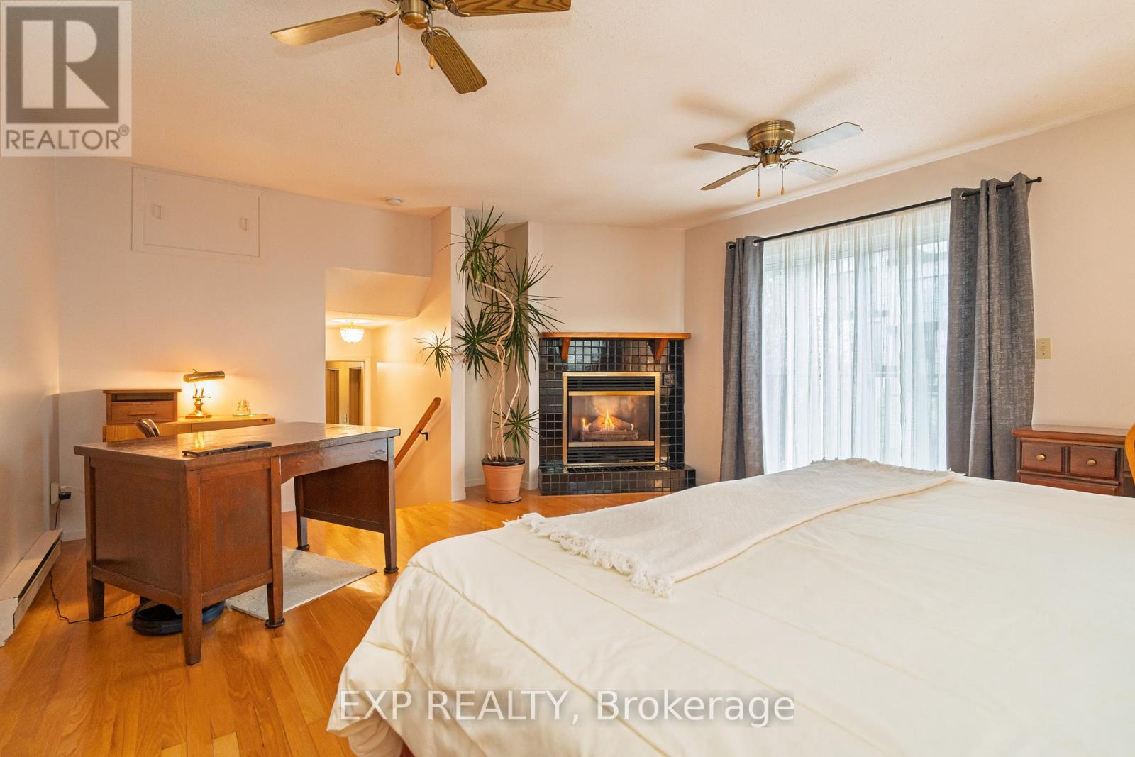 220 Ancaster Avenue, Ottawa, Ontario  K2B 5B3 - Photo 14 - X12381932