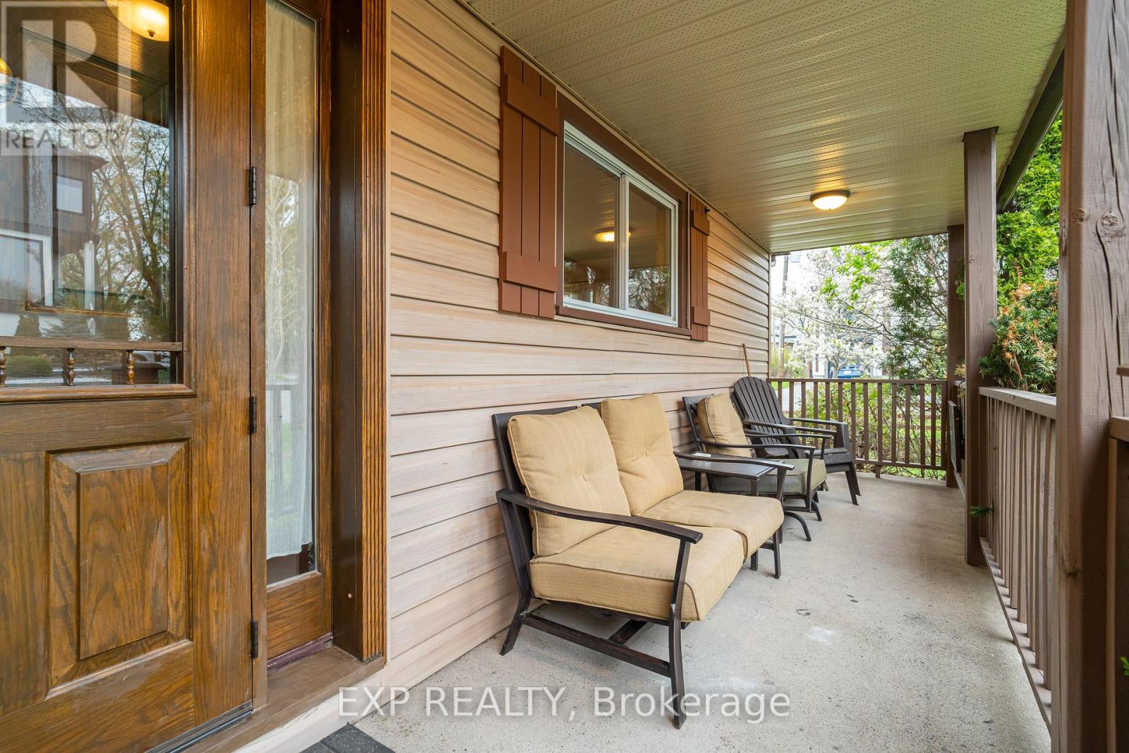 220 Ancaster Avenue, Ottawa, Ontario  K2B 5B3 - Photo 34 - X12381932