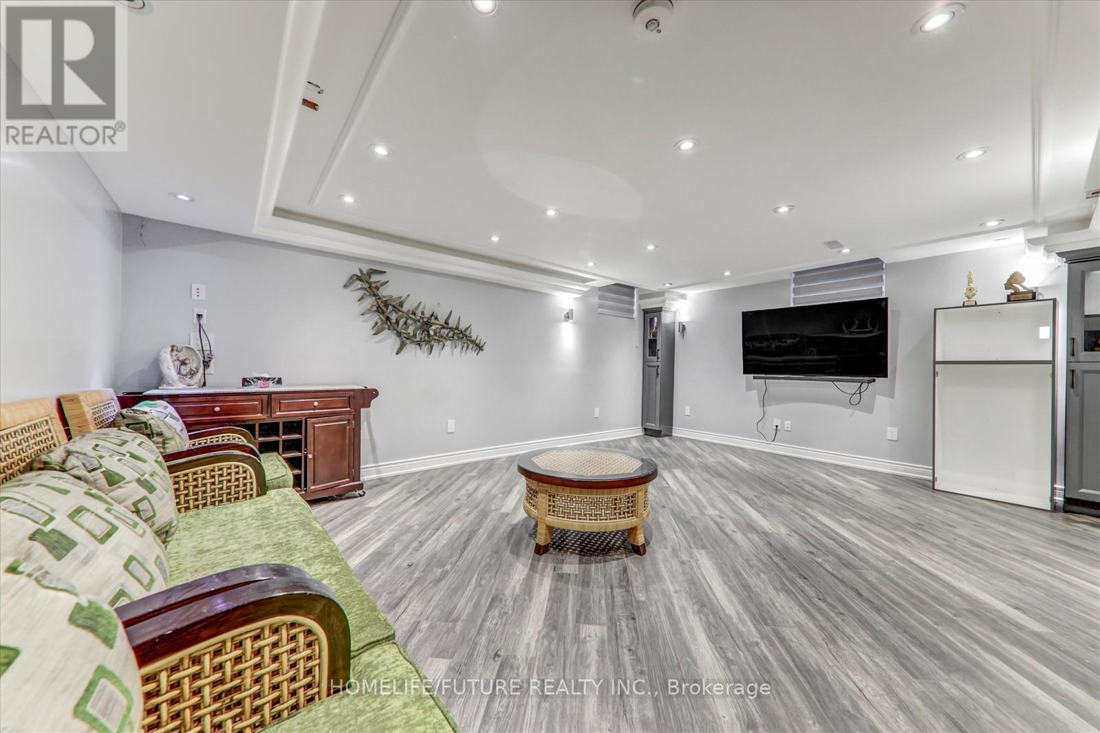 28 Billancourt Crescent, Brampton, Ontario  L6P 1V5 - Photo 36 - W12381870