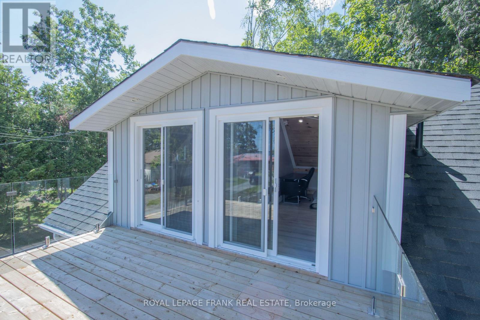 71 Falls Bay Road, Kawartha Lakes, Ontario  K0M 1A0 - Photo 27 - X12381926