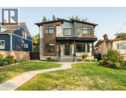 8480 13TH AVENUE, Burnaby, British Columbia