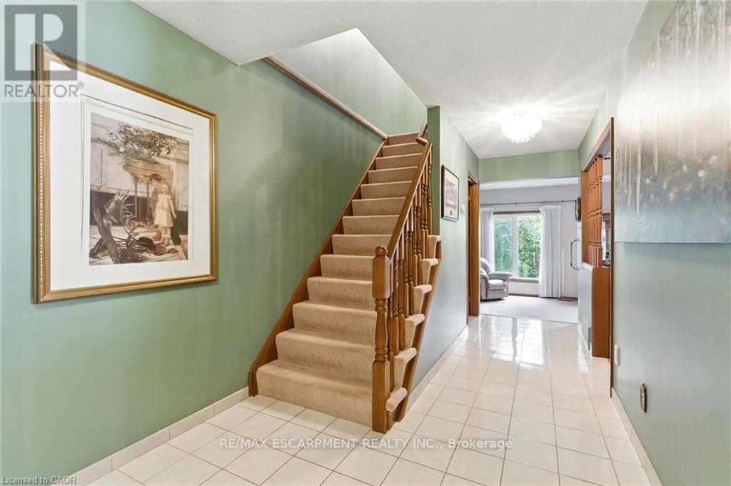 39 Megna Court, Hamilton (Gurnett), Ontario  L9C 6Y6 - Photo 19 - X12381894