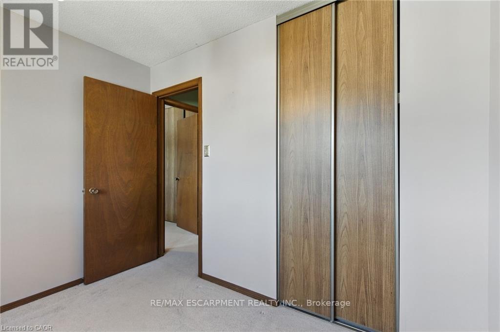 39 Megna Court, Hamilton (Gurnett), Ontario  L9C 6Y6 - Photo 25 - X12381894