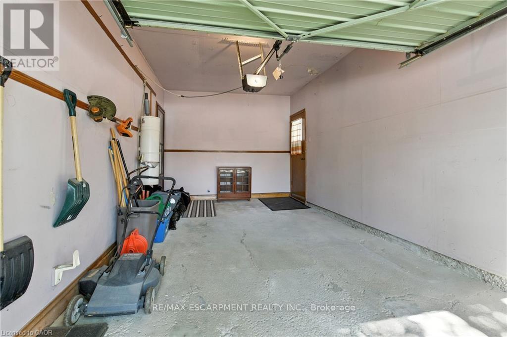 39 Megna Court, Hamilton (Gurnett), Ontario  L9C 6Y6 - Photo 36 - X12381894