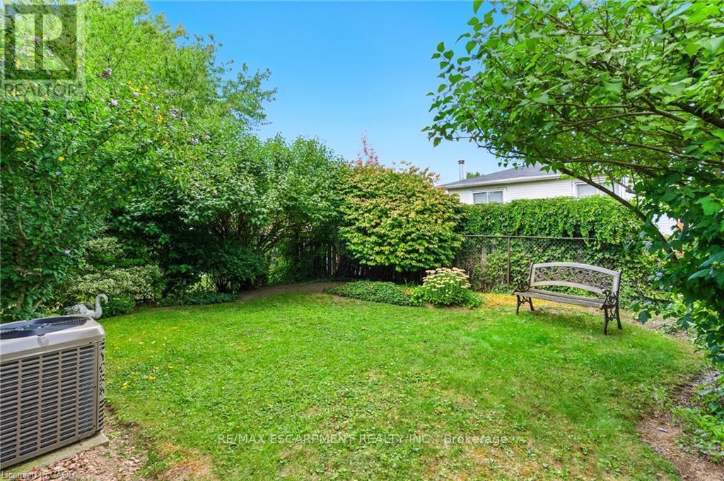 39 Megna Court, Hamilton (Gurnett), Ontario  L9C 6Y6 - Photo 38 - X12381894