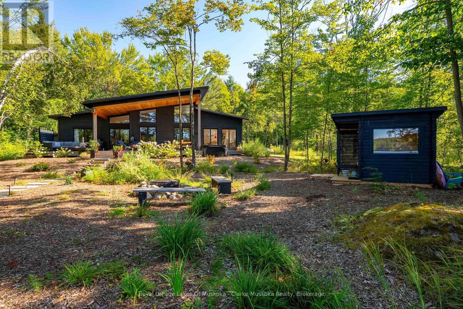 56 Blair Point Road, Seguin, Ontario  P0C 1J0 - Photo 4 - X12360208
