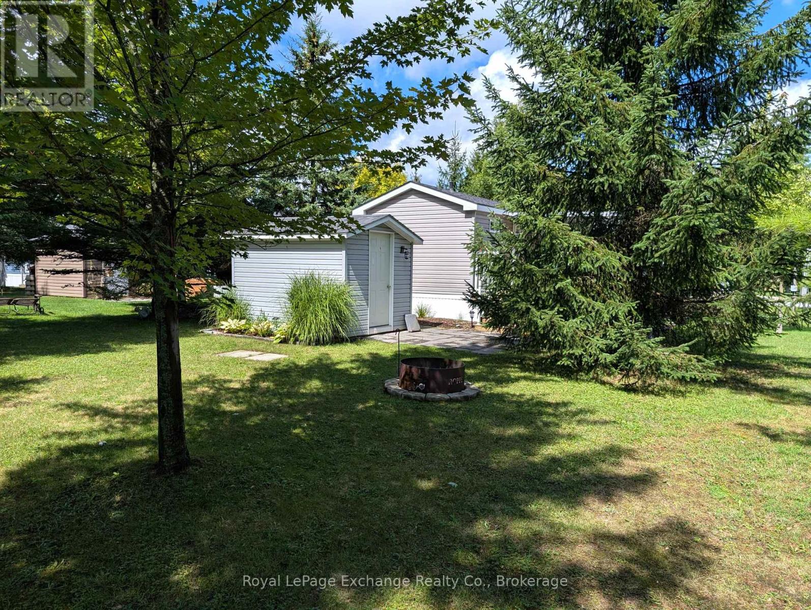 #p1 - 13 Southline Avenue, Huron-Kinloss, Ontario  N0G 0E1 - Photo 3 - X12382050
