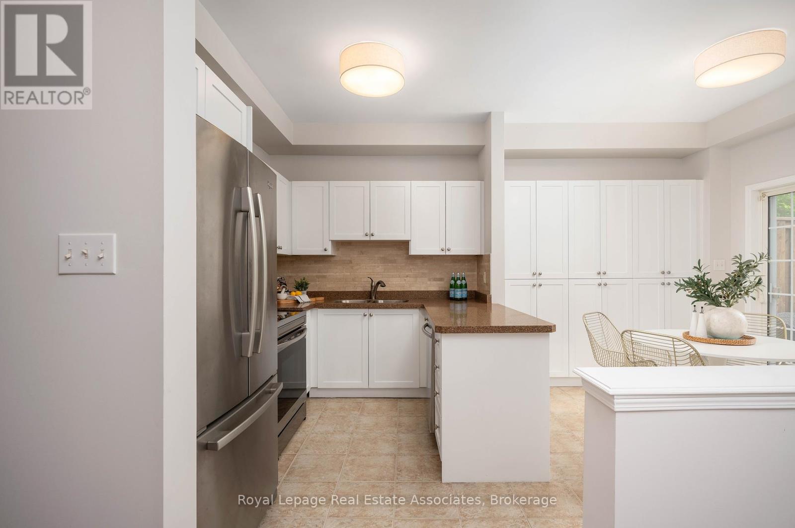 Property at 32 - 1130 CAWTHRA ROAD image 5