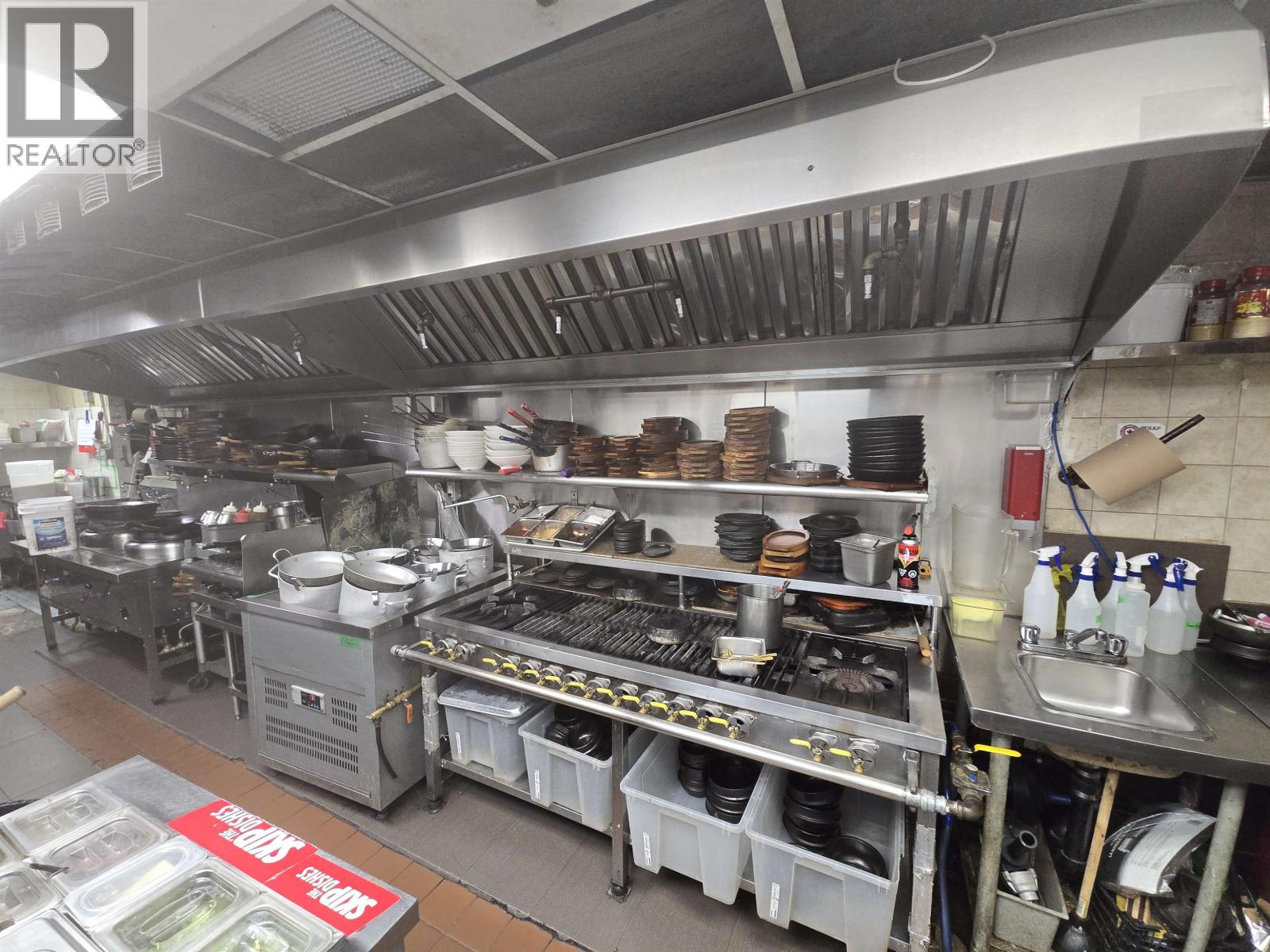 203 4501 North Road, Burnaby, British Columbia  V3N 4R7 - Photo 3 - C8071890