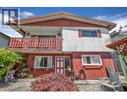 1017 SE MARINE DRIVE, Vancouver, British Columbia