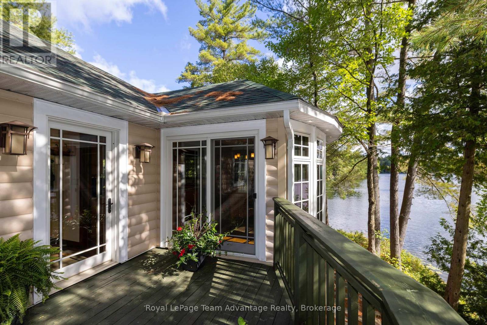 5 Fallingview Trail, Seguin, Ontario  P2A 0B2 - Photo 3 - X12378879