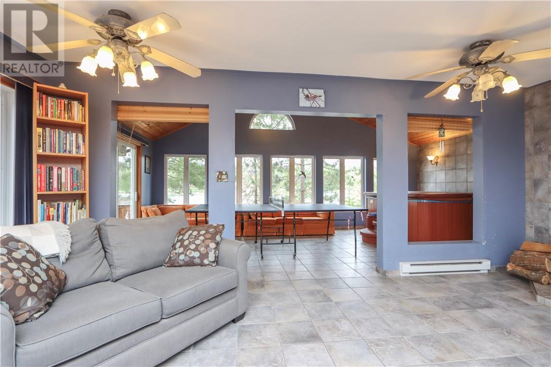 407 Fairbank N Road, Whitefish, Ontario  P0M 3E0 - Photo 16 - 2124458