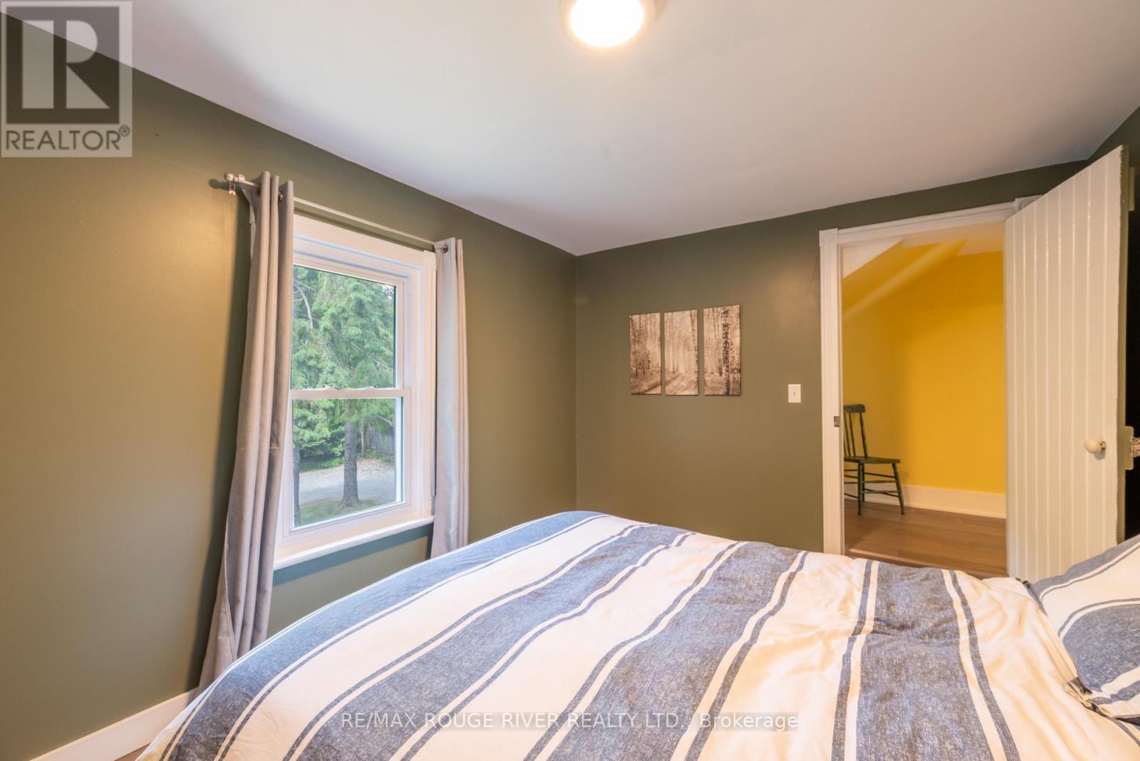 469 Hopkins Avenue, Peterborough, Ontario  K9H 2R9 - Photo 25 - X12376396