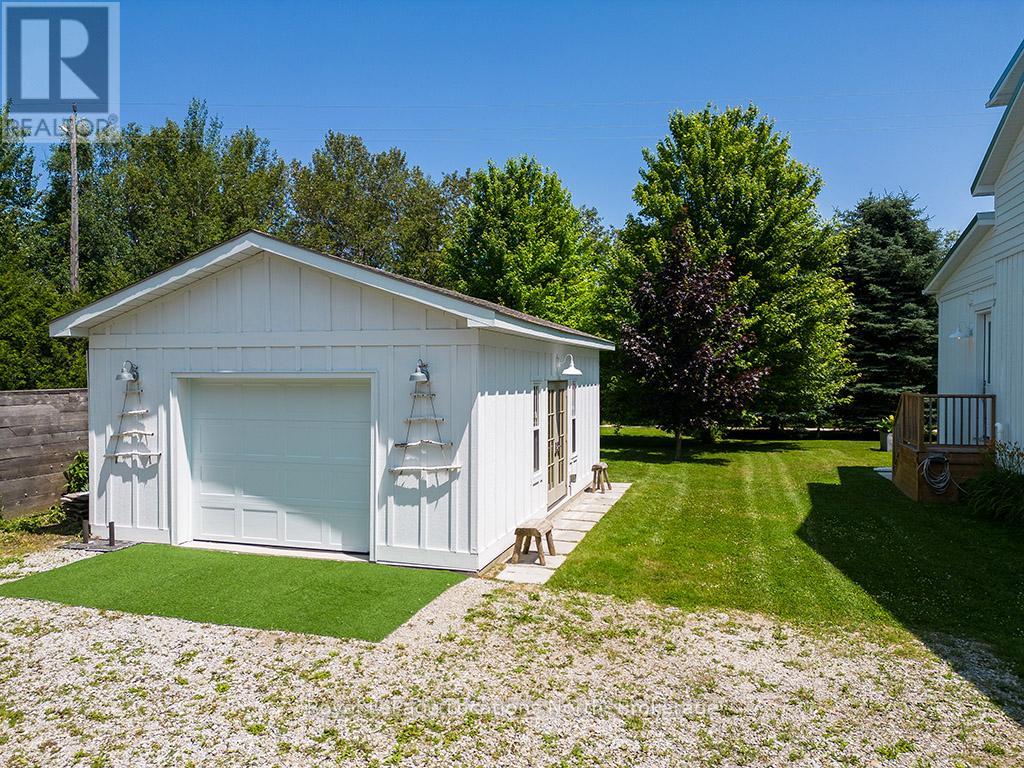 46 King Street W, Blue Mountains, Ontario  N0H 2P0 - Photo 43 - X12382097