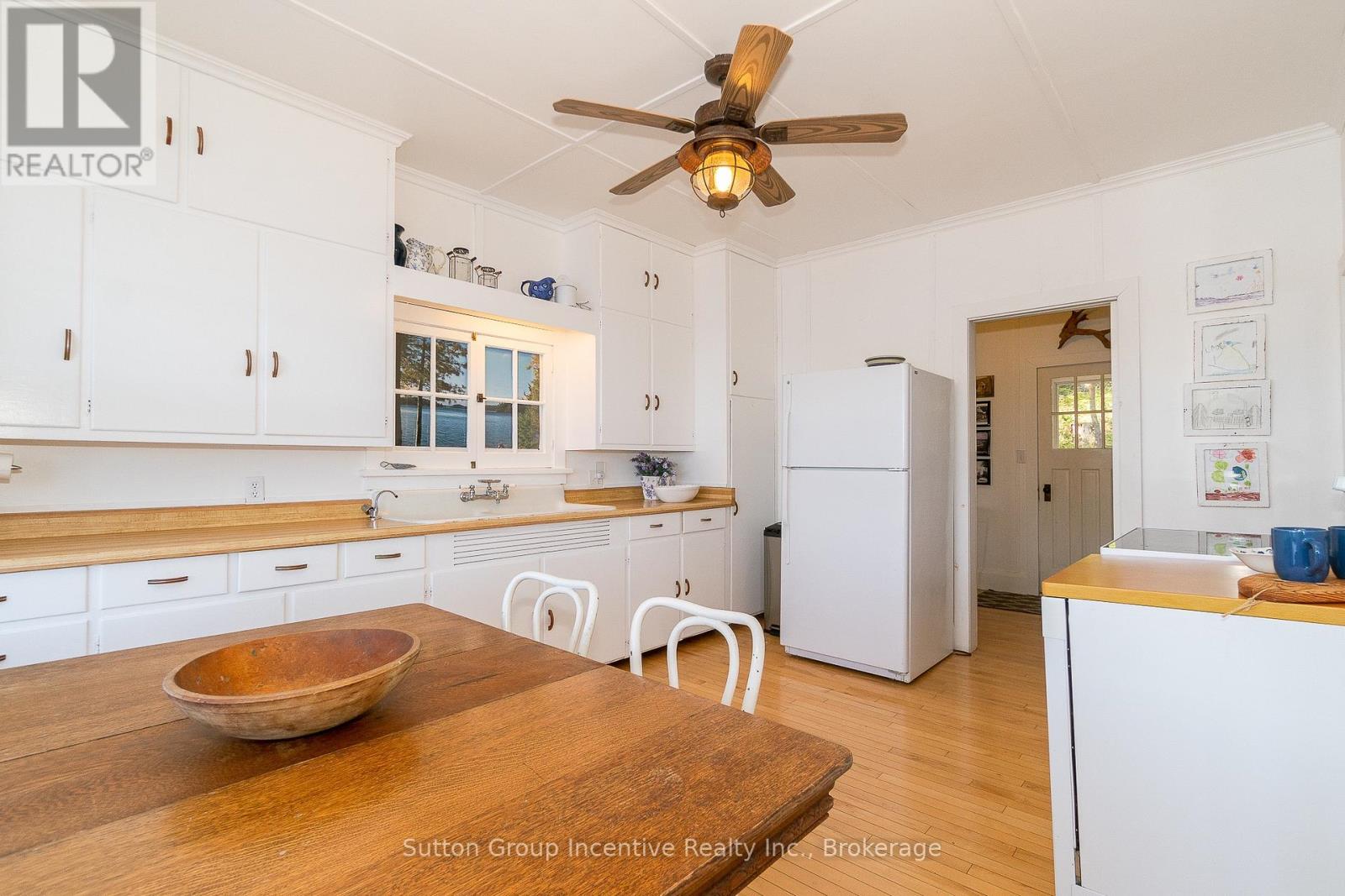 12 Ouno Island, Muskoka Lakes, Ontario  P0B 1J0 - Photo 41 - X12382101