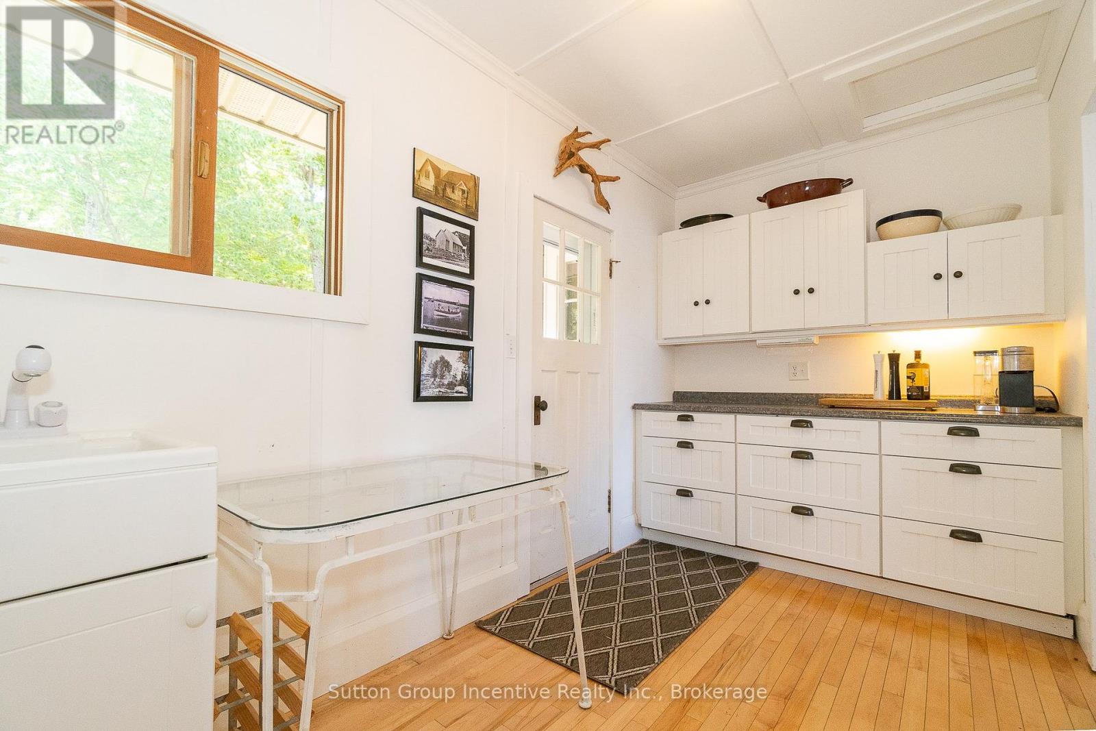 12 Ouno Island, Muskoka Lakes, Ontario  P0B 1J0 - Photo 43 - X12382101