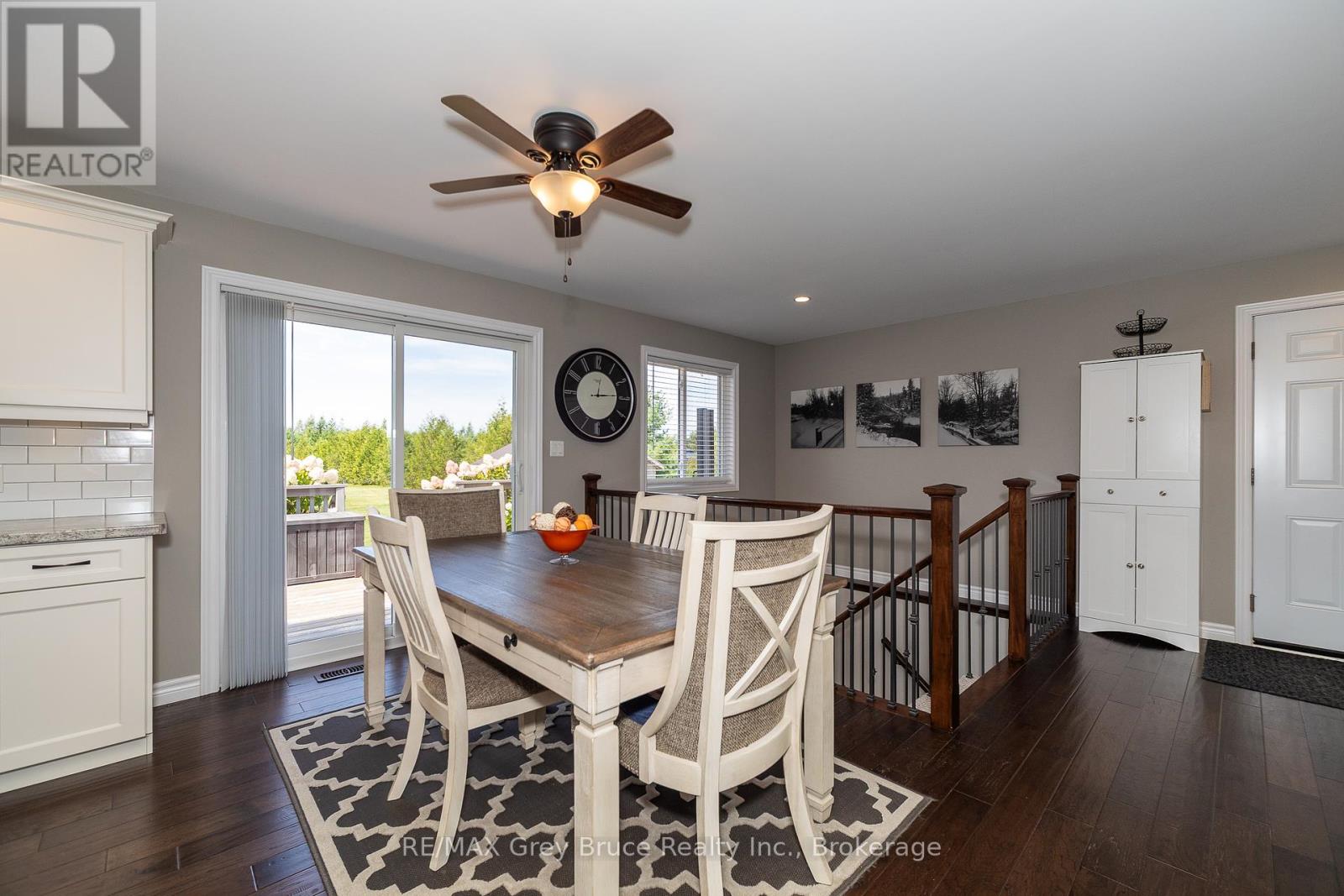 135 Mccullough Lake Drive, Chatsworth, Ontario  N0H 2V0 - Photo 11 - X12382123