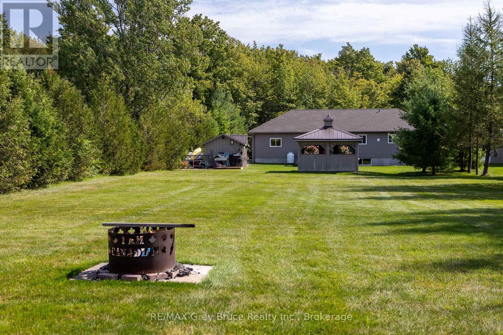 135 Mccullough Lake Drive, Chatsworth, Ontario  N0H 2V0 - Photo 41 - X12382123