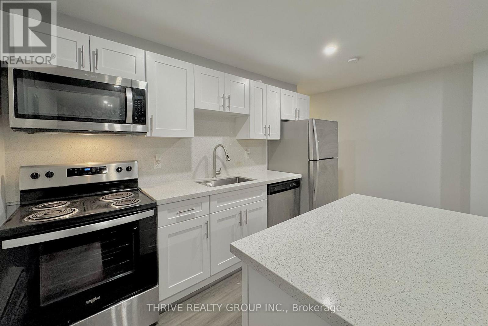 201 - 57 Oliver Street, London East, Ontario  N5Z 2E8 - Photo 5 - X12382127