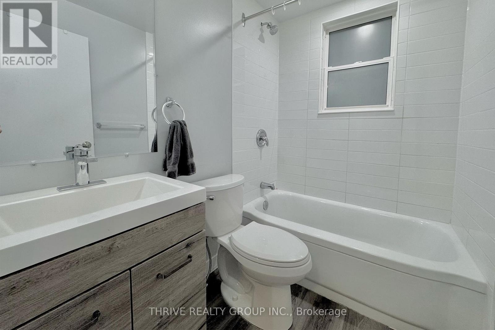 201 - 57 Oliver Street, London East, Ontario  N5Z 2E8 - Photo 8 - X12382127