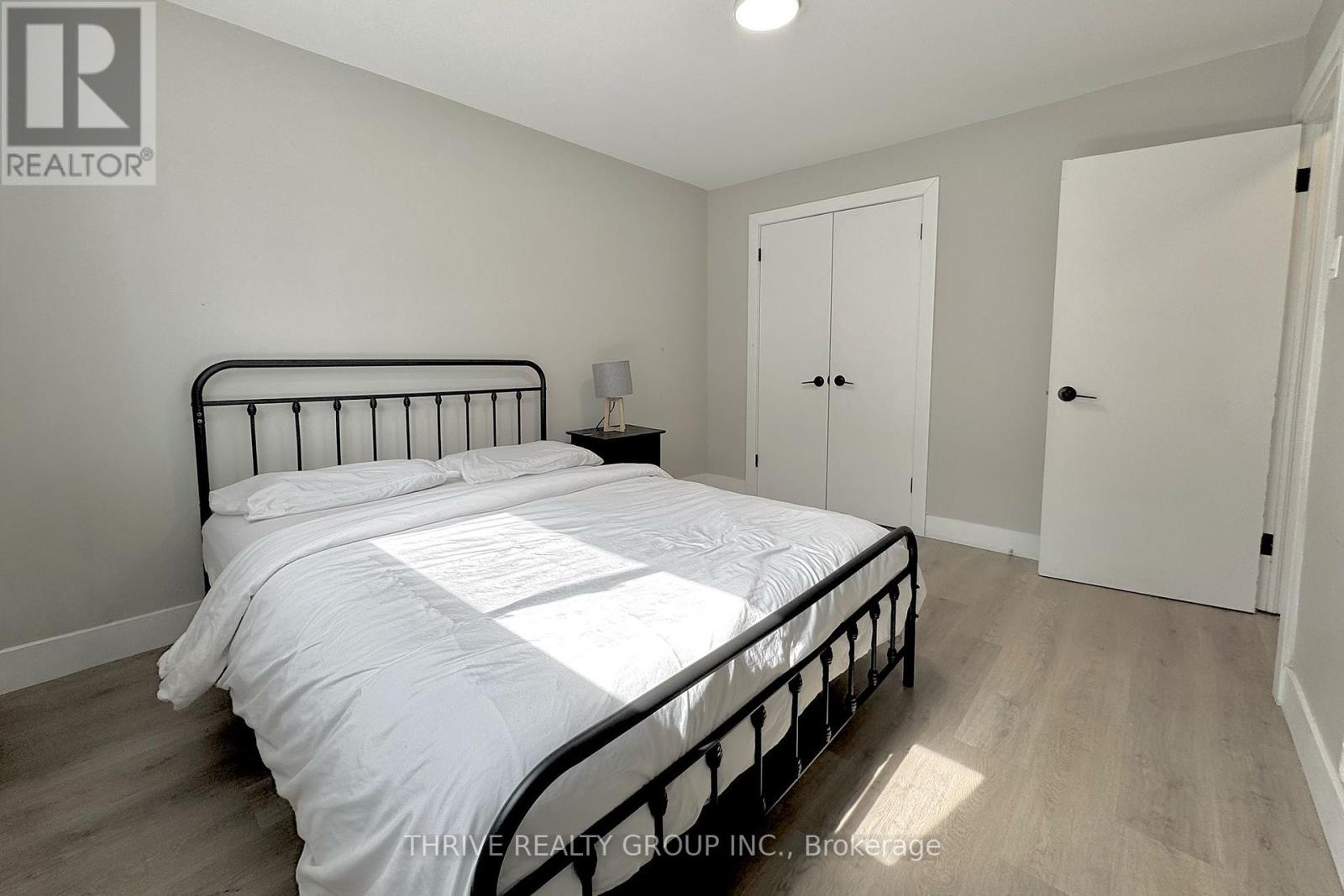 3 - 100 King Edward Avenue, London South, Ontario  N5Z 3T1 - Photo 11 - X12382143