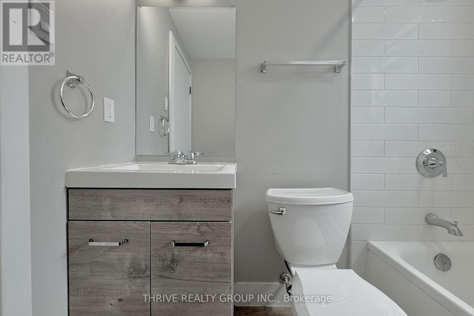 3 - 100 King Edward Avenue, London South, Ontario  N5Z 3T1 - Photo 15 - X12382143
