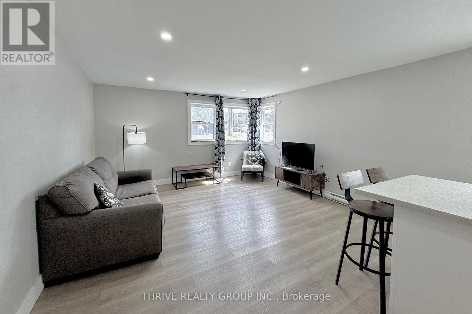 3 - 100 King Edward Avenue, London South, Ontario  N5Z 3T1 - Photo 2 - X12382143