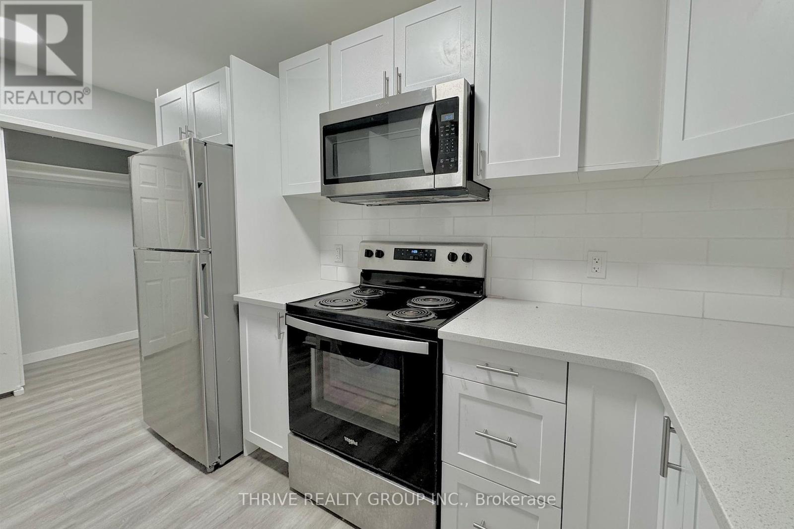 2 - 63 Wellington Road, London South, Ontario  N6C 4M7 - Photo 3 - X12382161