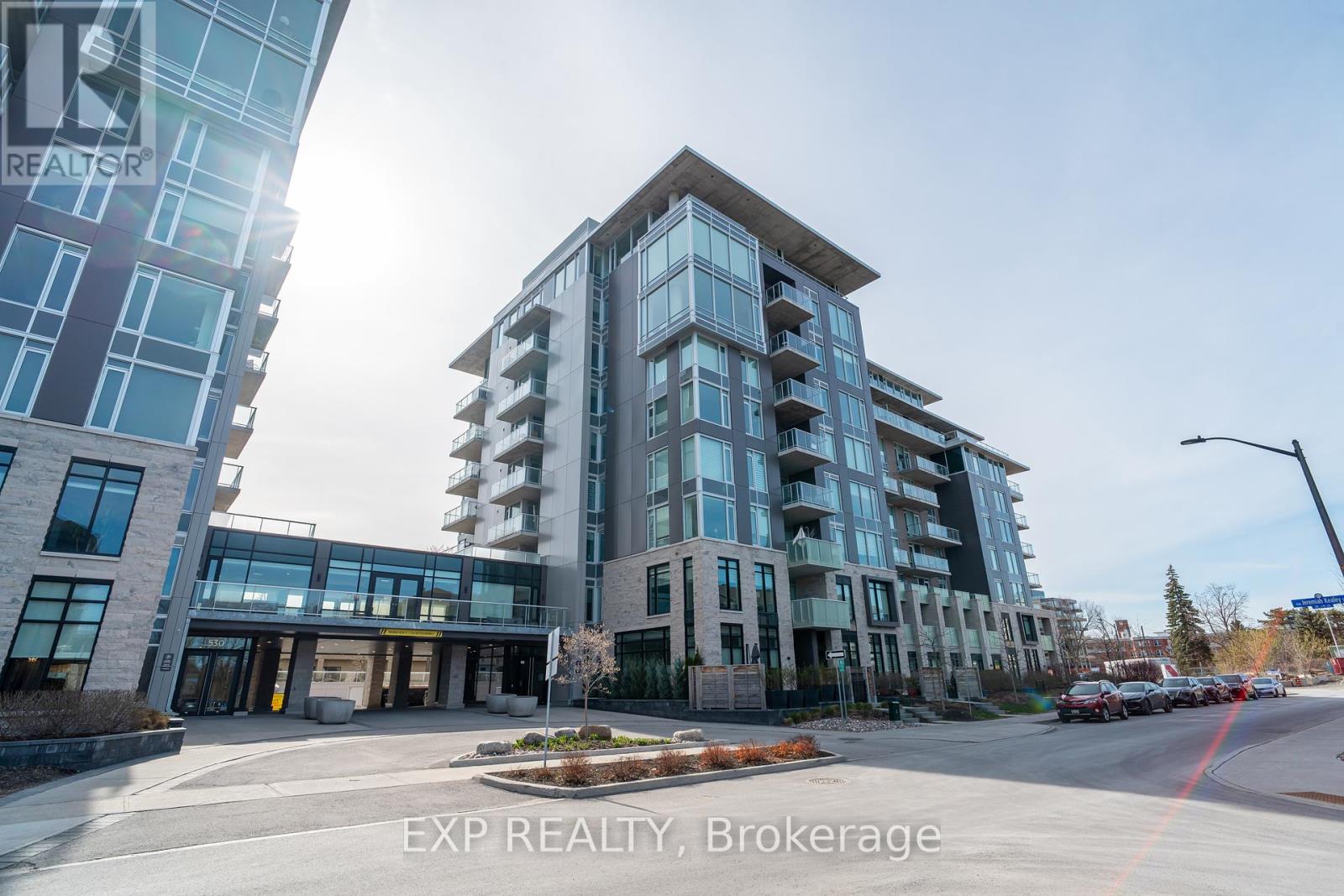 209 - 570 De Mazenod Avenue, Ottawa, Ontario  K1S 5X2 - Photo 1 - X12382136