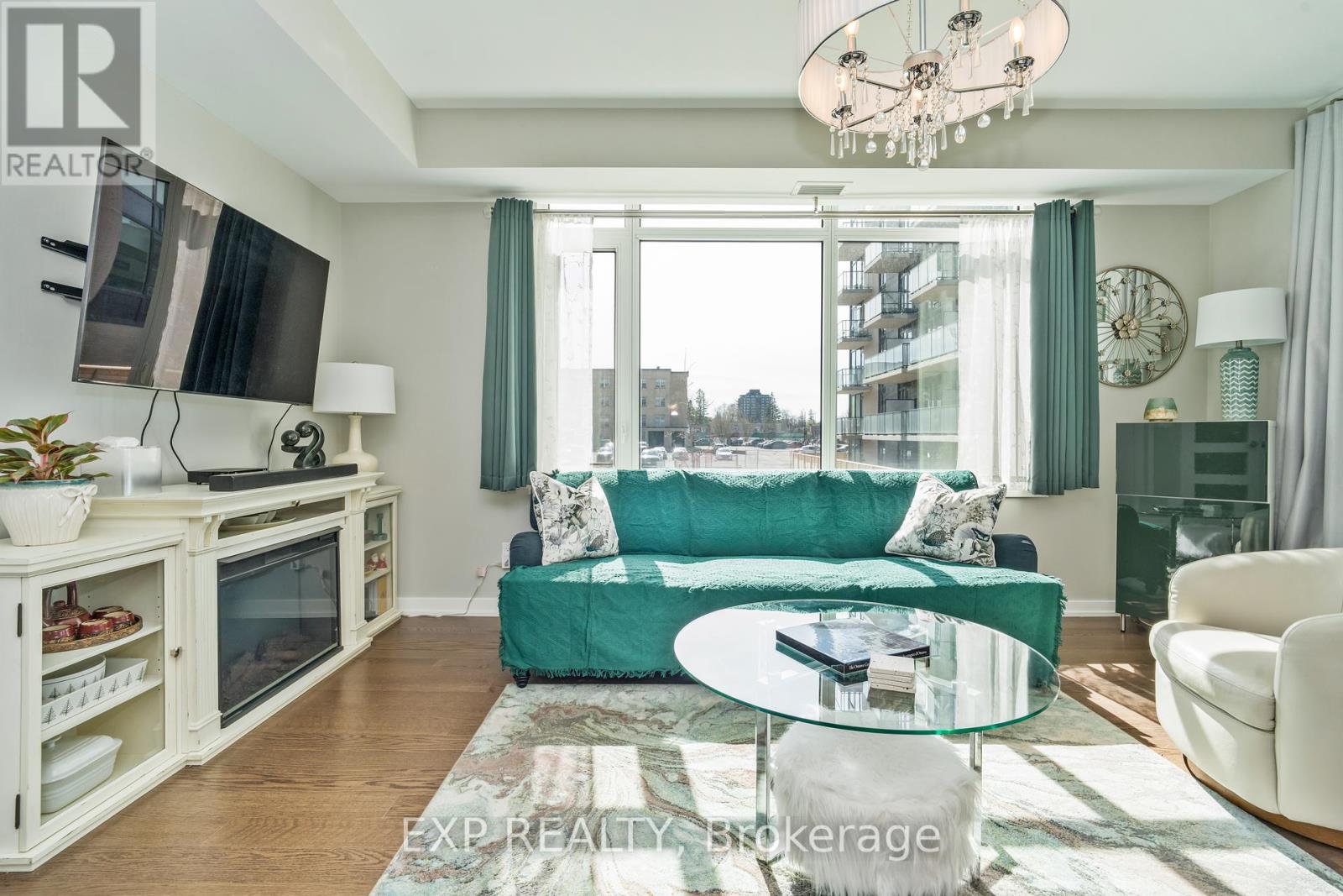 209 - 570 De Mazenod Avenue, Ottawa, Ontario  K1S 5X2 - Photo 14 - X12382136