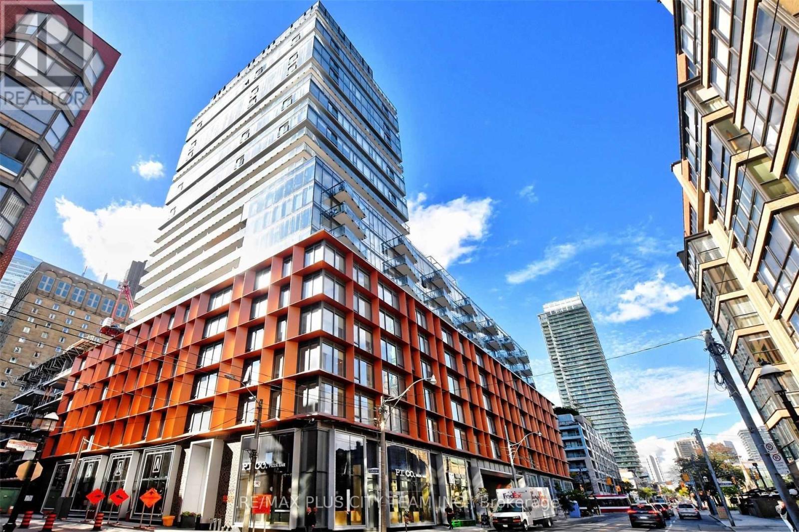 201 - 60 Colborne Street, Toronto, Ontario  M5E 0B7 - Photo 1 - C12382023