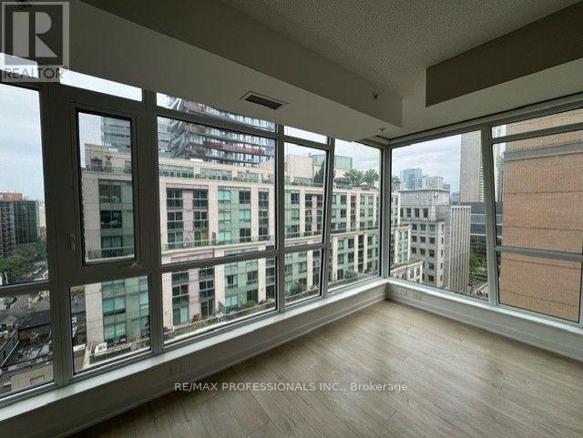 1102 - 199 Richmond Street W, Toronto, Ontario  M5V 0H4 - Photo 2 - C12382064