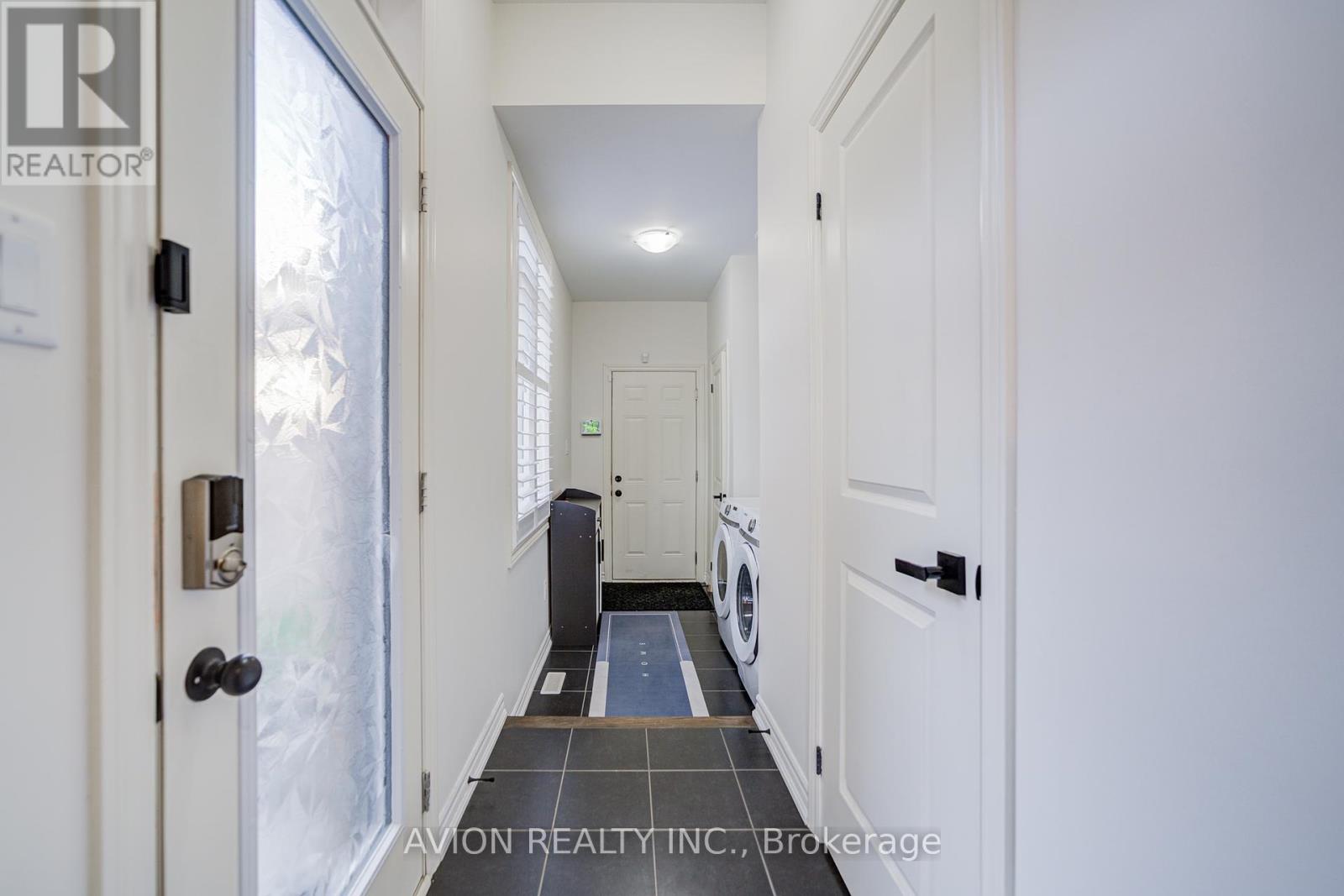 261 Coronation Road, Whitby, Ontario  L1P 0H8 - Photo 17 - E12381939