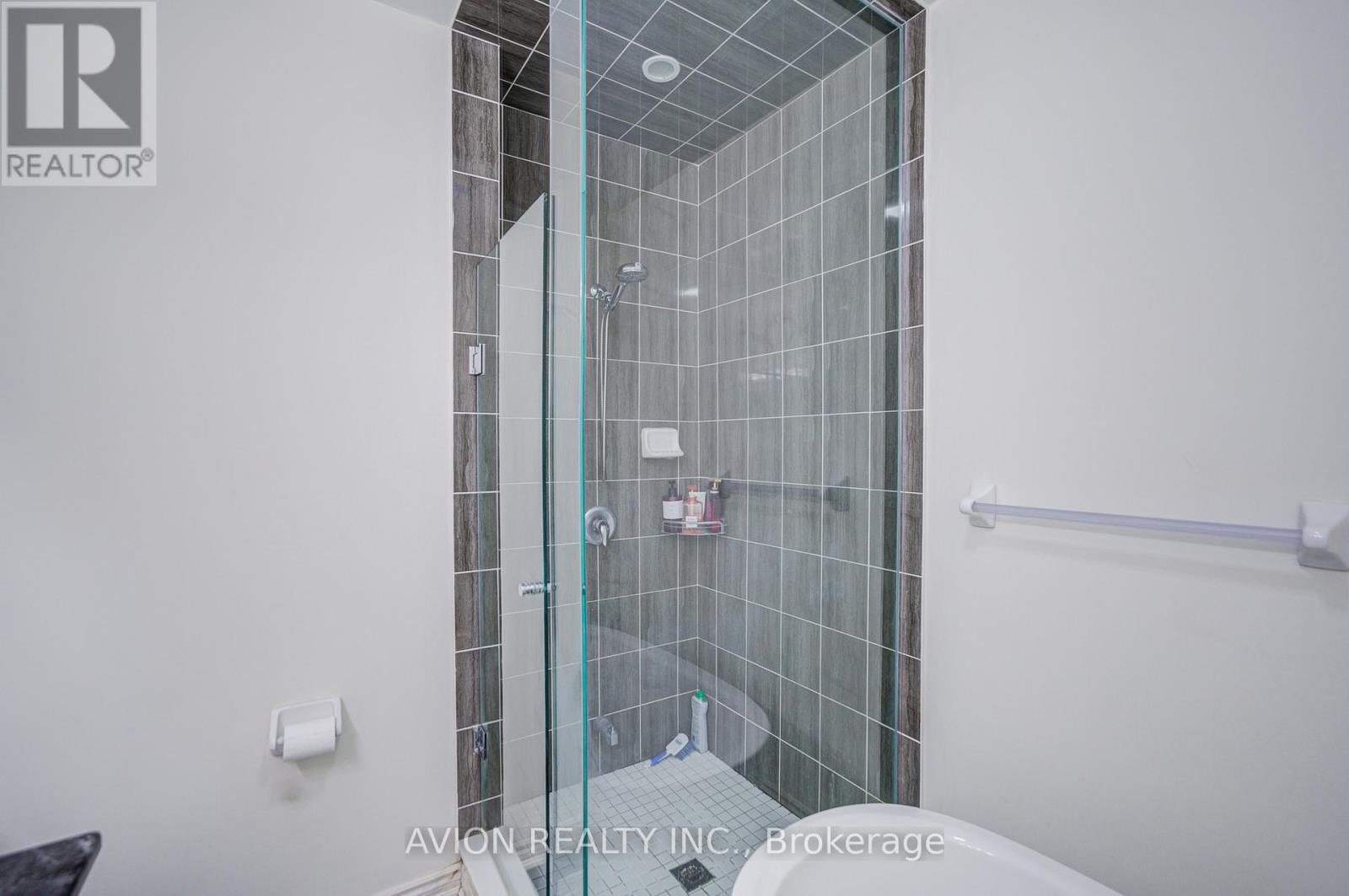 261 Coronation Road, Whitby, Ontario  L1P 0H8 - Photo 24 - E12381939