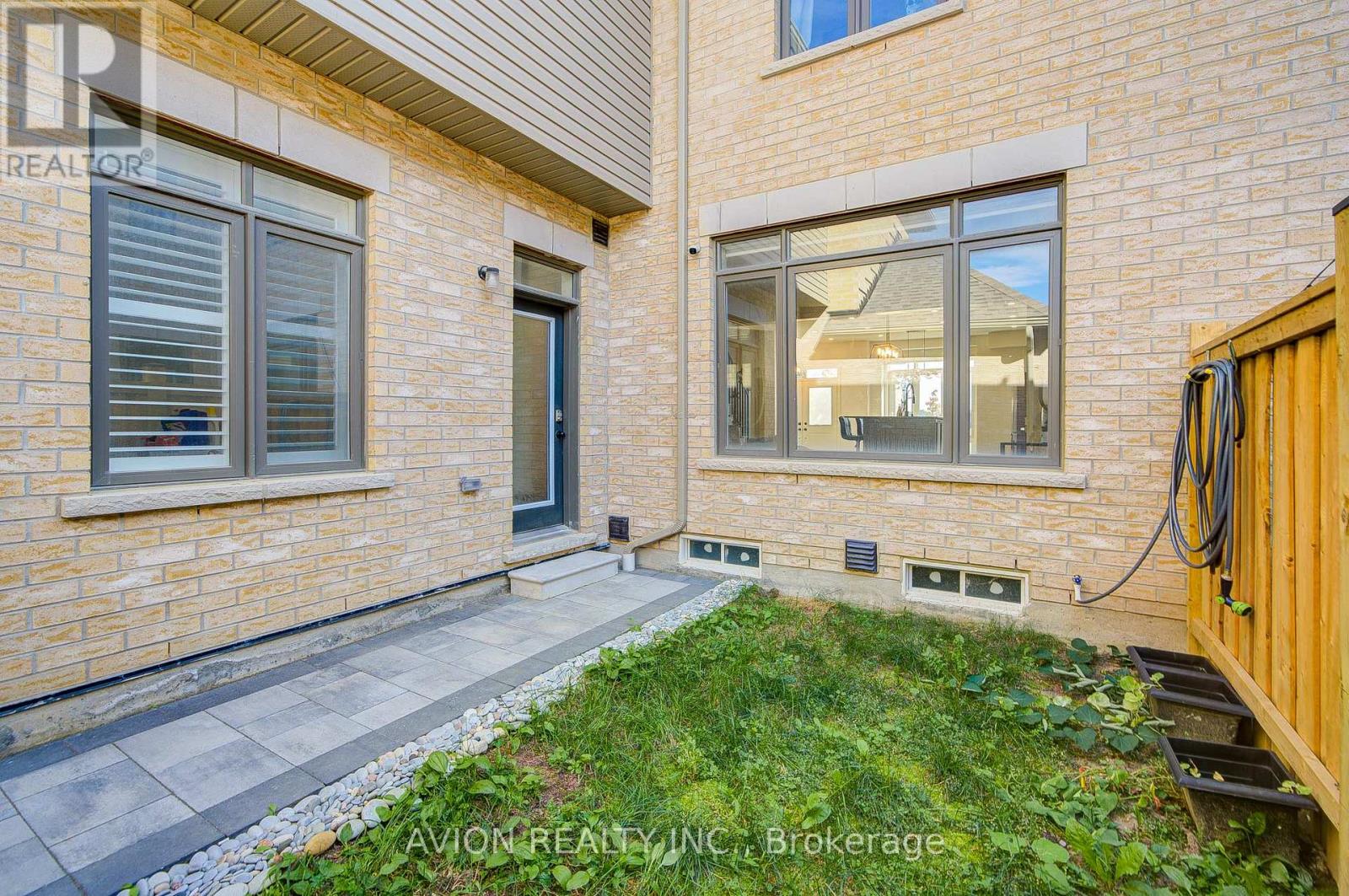 261 Coronation Road, Whitby, Ontario  L1P 0H8 - Photo 32 - E12381939