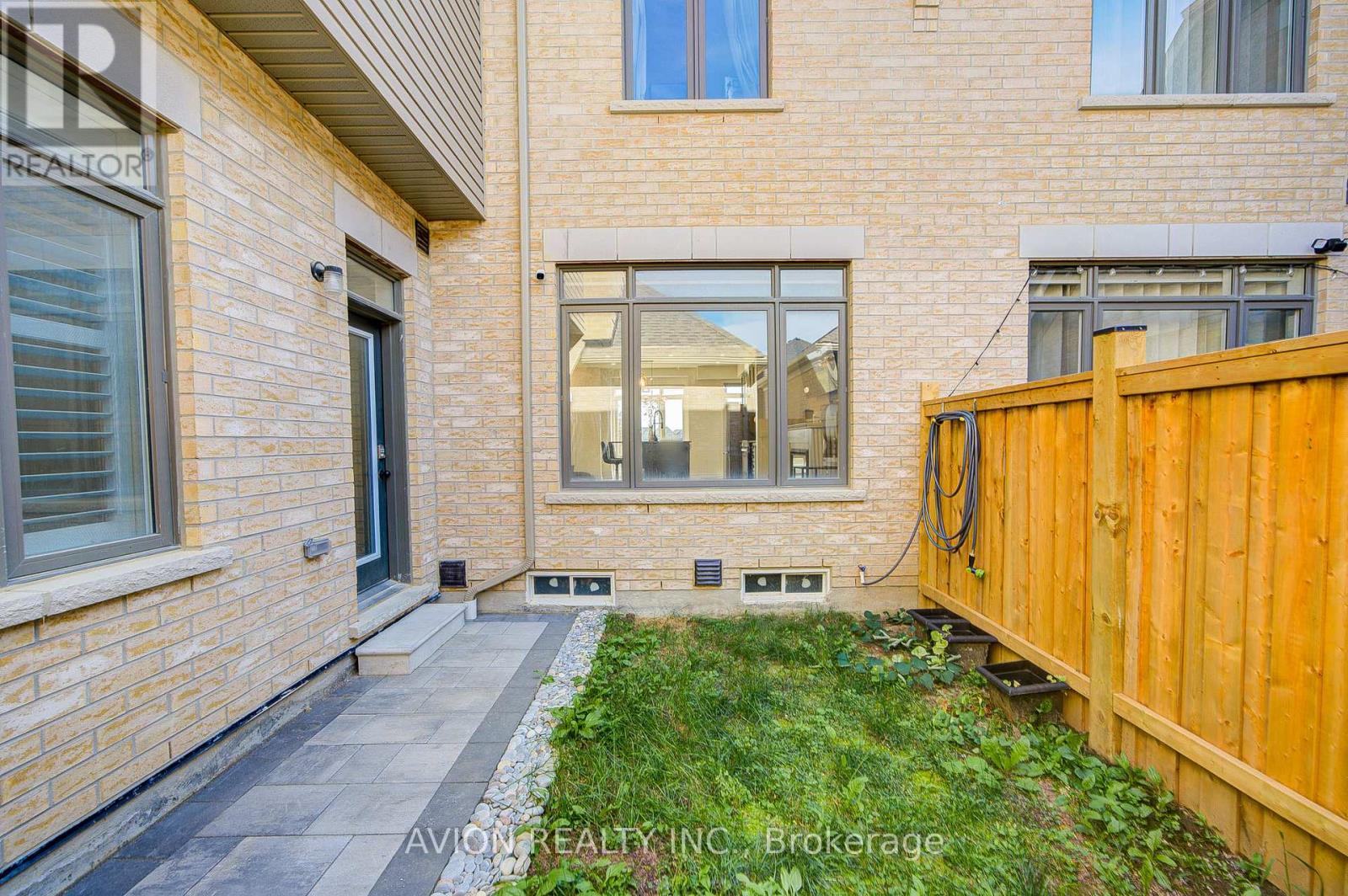 261 Coronation Road, Whitby, Ontario  L1P 0H8 - Photo 33 - E12381939