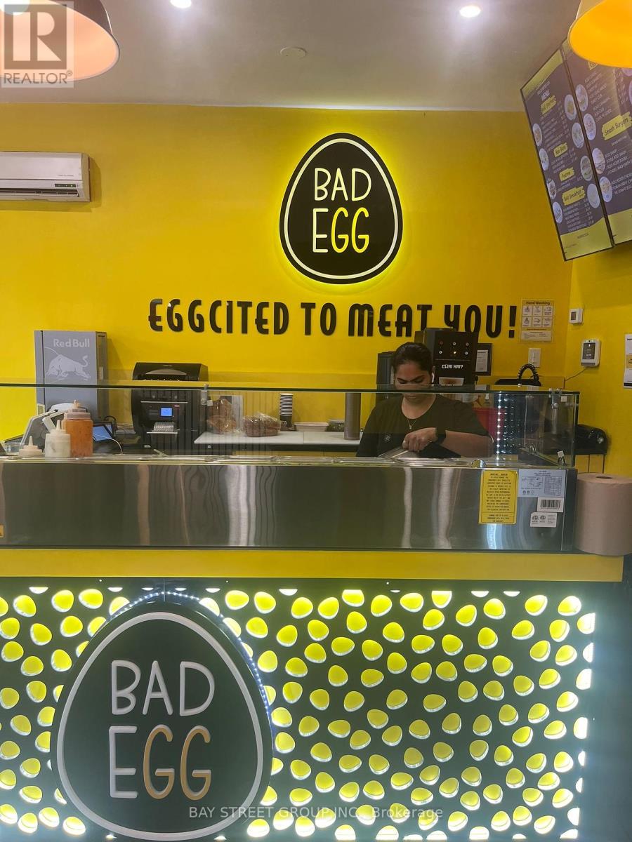 2214 Queen Street E, Toronto, Ontario  M4E 1E9 - Photo 1 - E12382084