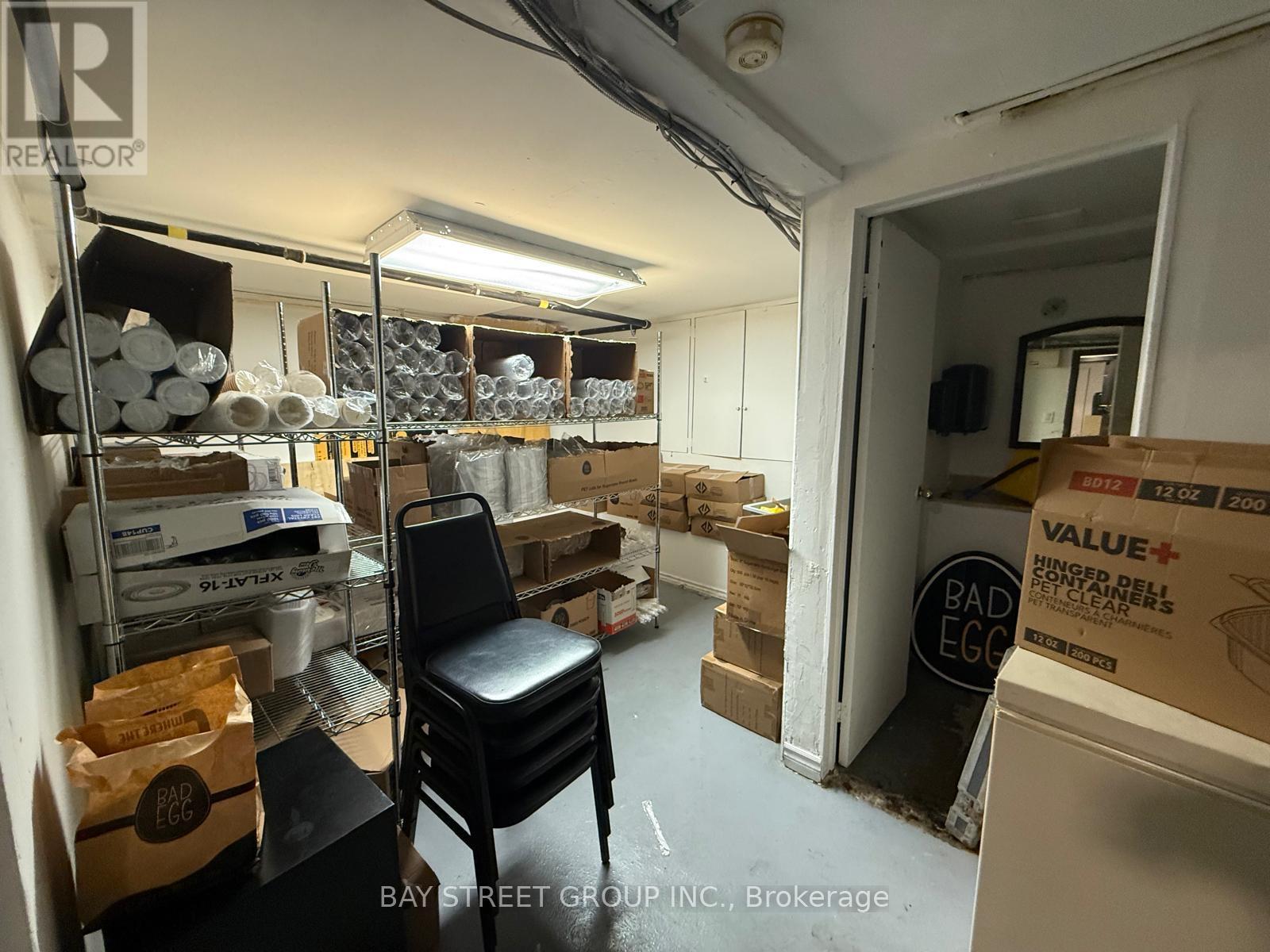 2214 Queen Street E, Toronto, Ontario  M4E 1E9 - Photo 8 - E12382084