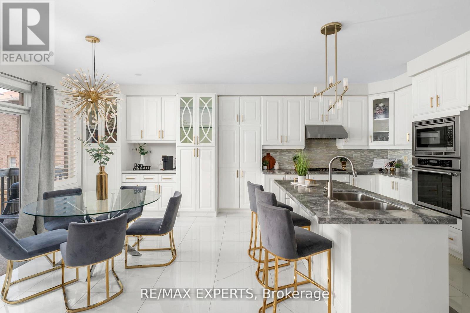72 Foshan Avenue, Markham, Ontario  L6C 0P8 - Photo 8 - N12381943