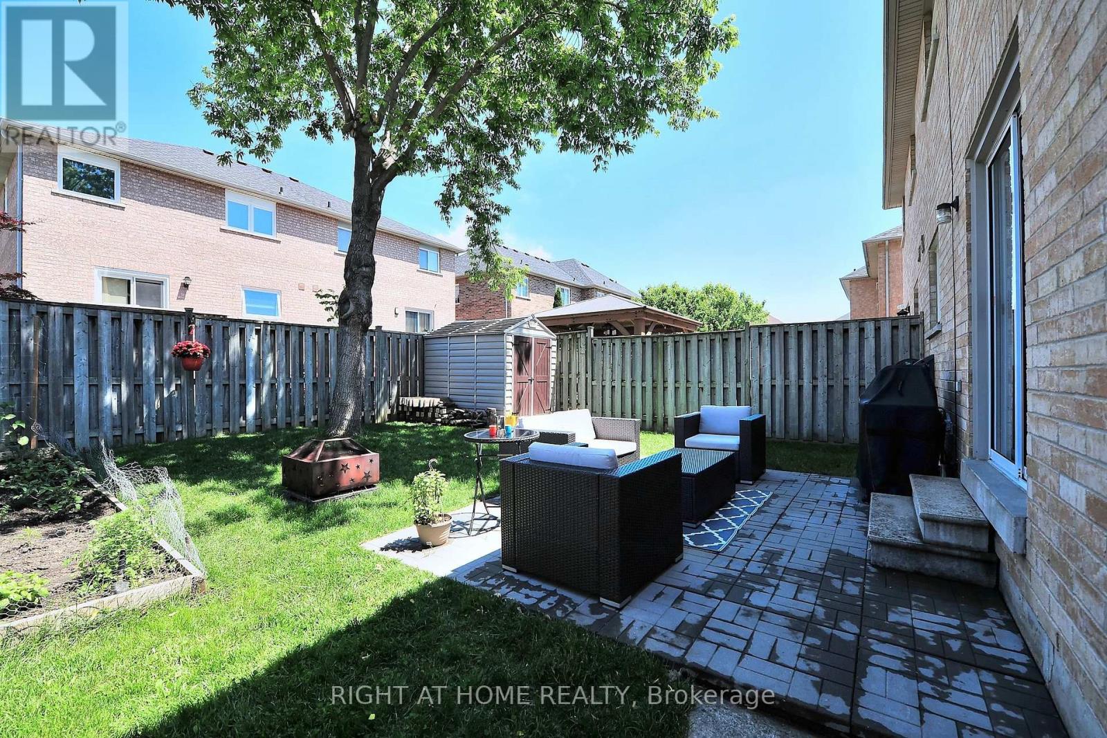 11 Giovanni Way, Vaughan, Ontario  L4H 1R7 - Photo 23 - N12381948
