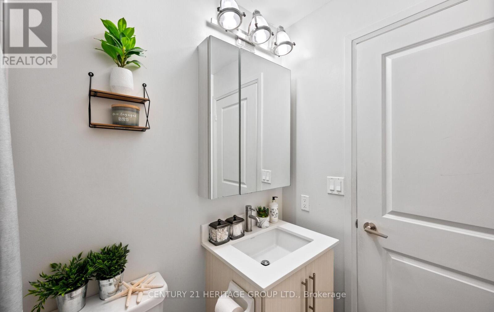 406 - 65 Oneida Crescent, Richmond Hill (Langstaff), Ontario  L4B 0G9 - Photo 8 - N12382083