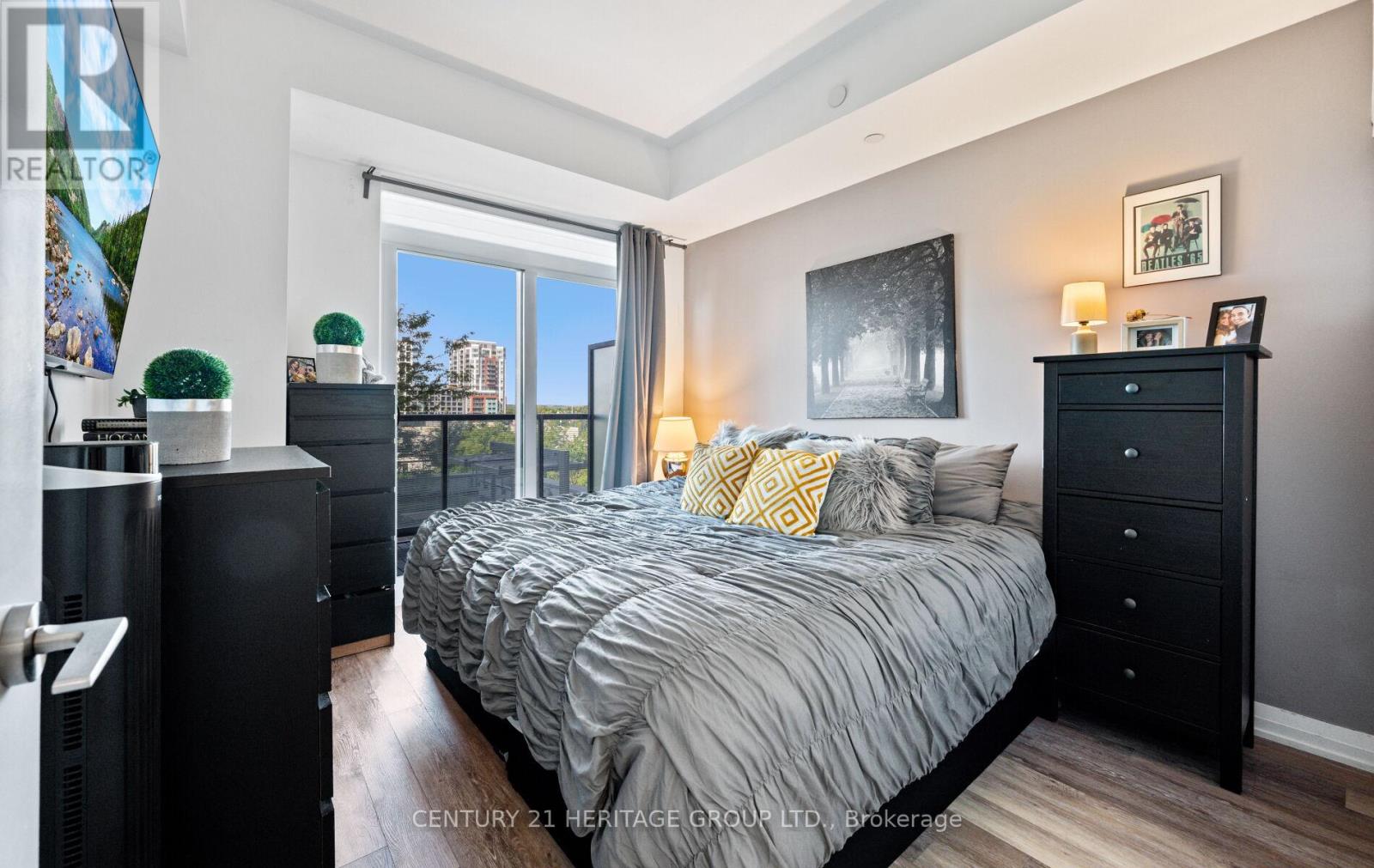 406 - 65 Oneida Crescent, Richmond Hill (Langstaff), Ontario  L4B 0G9 - Photo 9 - N12382083