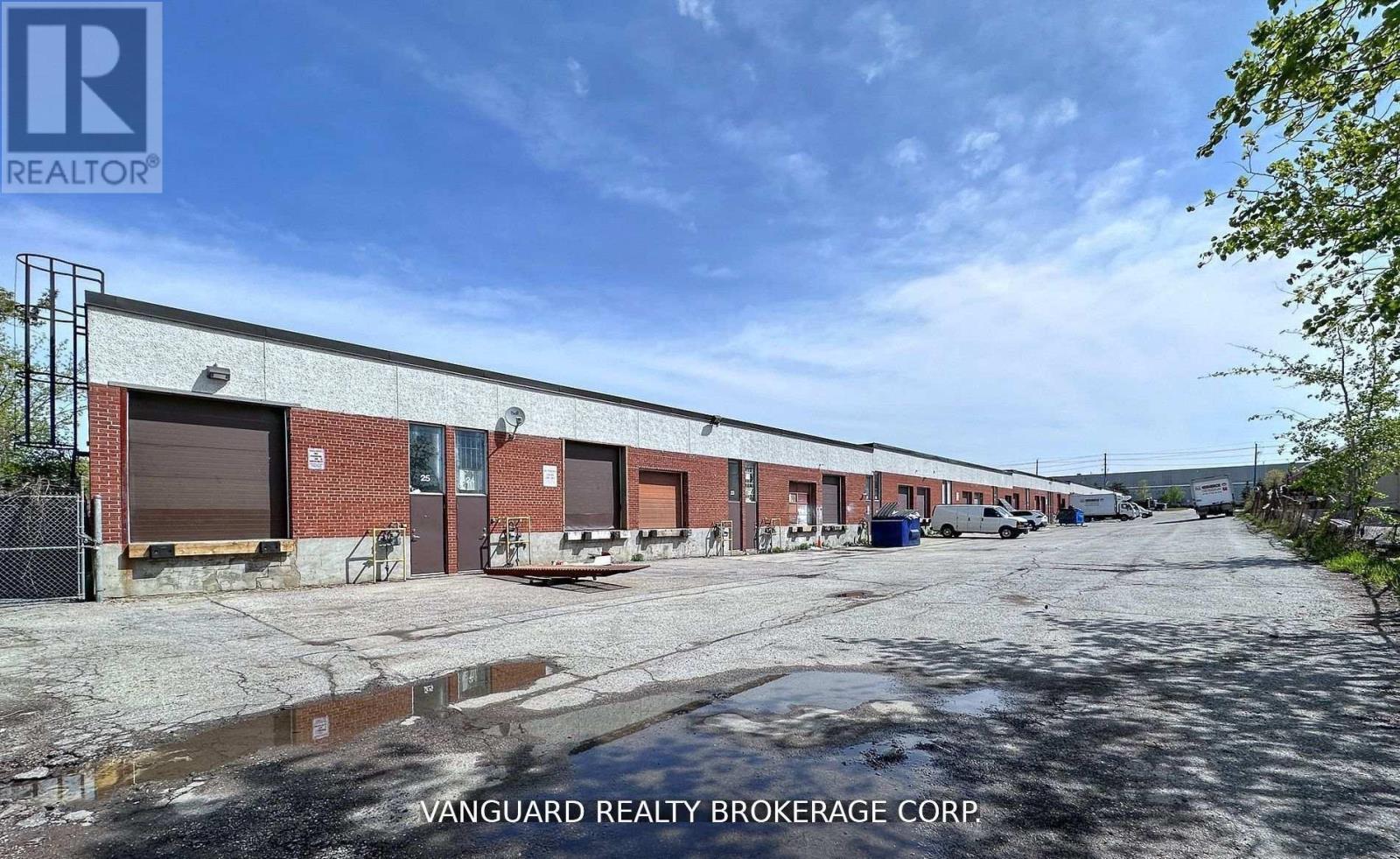 5 - 90 Signet Drive, Toronto, Ontario  M9L 1T5 - Photo 3 - W12381945