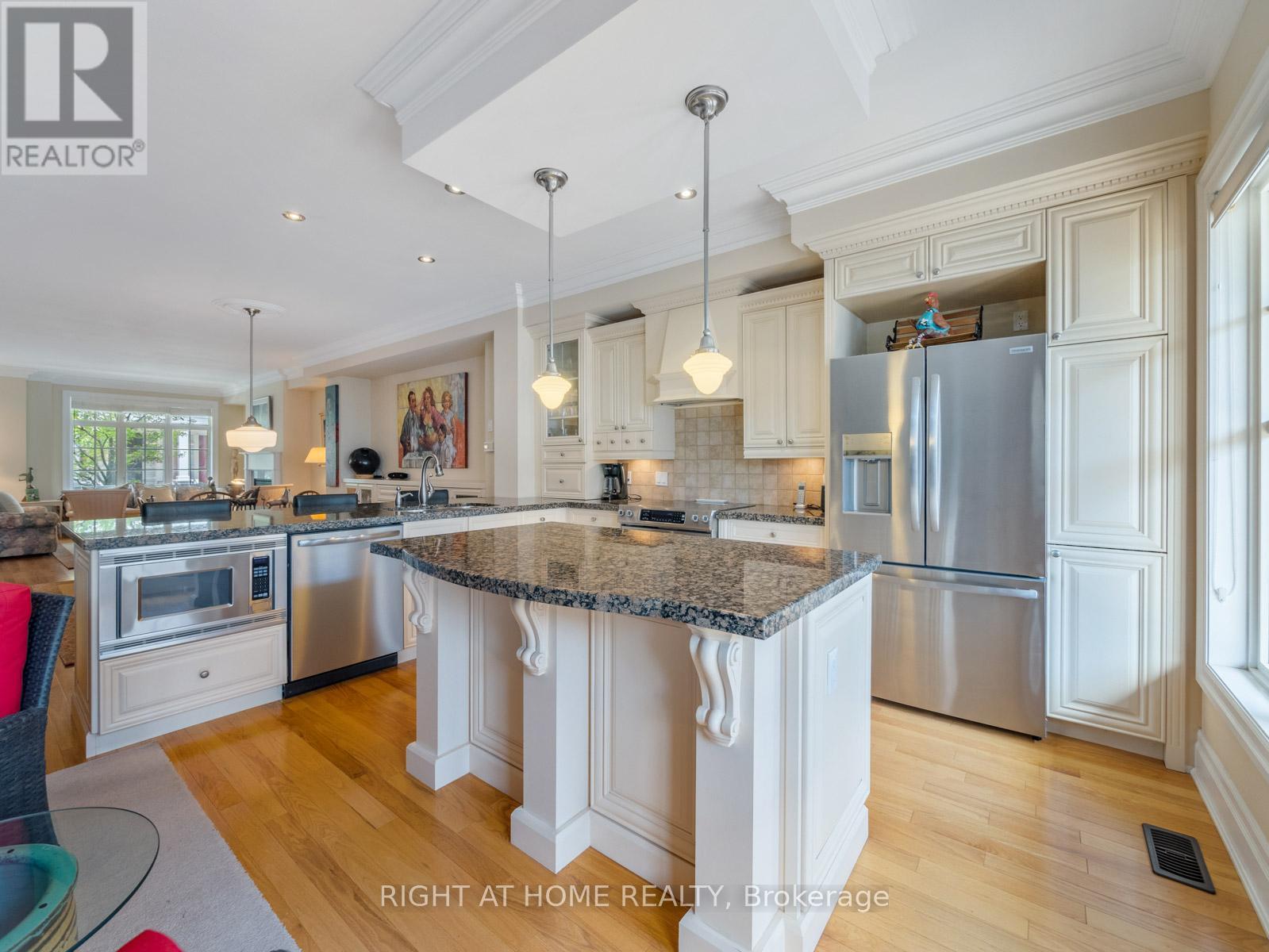 26 - 2369 Ontario Street, Oakville, Ontario  L6L 1A6 - Photo 13 - W12382009
