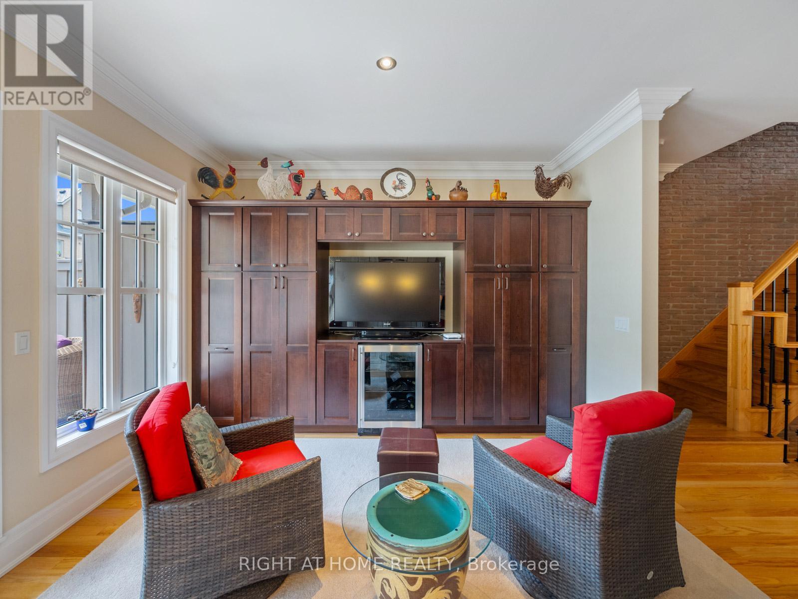 26 - 2369 Ontario Street, Oakville, Ontario  L6L 1A6 - Photo 16 - W12382009